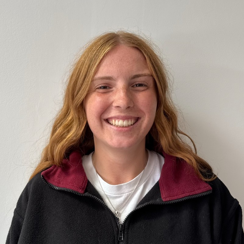 Picture of Chloe Weeks